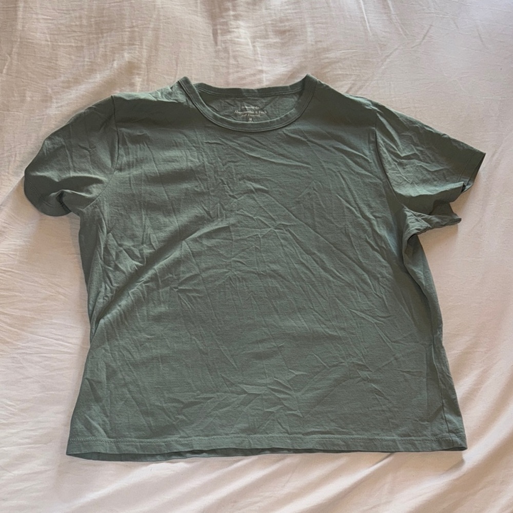Abercrombie & Fitch Skimming Tee in Sage